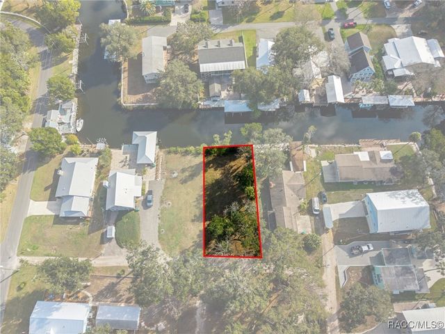 5799 S Kingdom Terrace, Homosassa, FL 34448