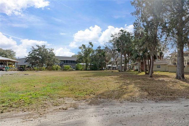 5799 S Kingdom Terrace, Homosassa, FL 34448