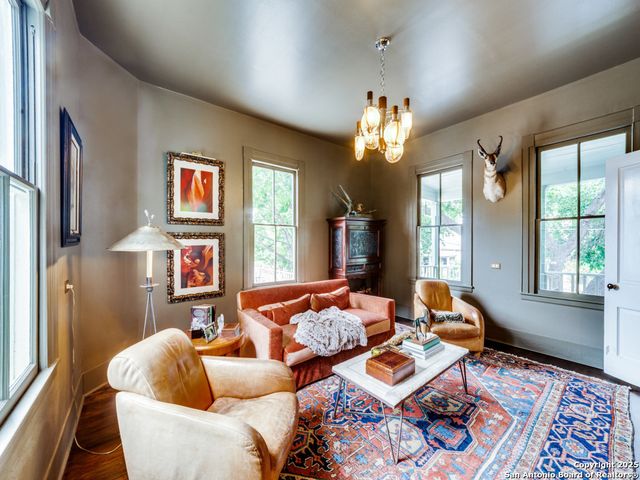 129 Wickes, San Antonio, TX 78210