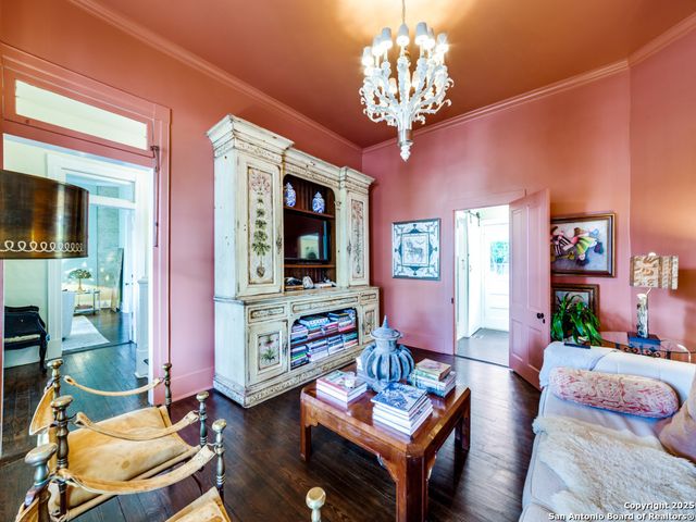 129 Wickes, San Antonio, TX 78210