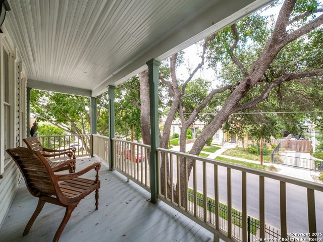 129 Wickes, San Antonio, TX 78210