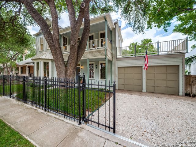 129 Wickes, San Antonio, TX 78210