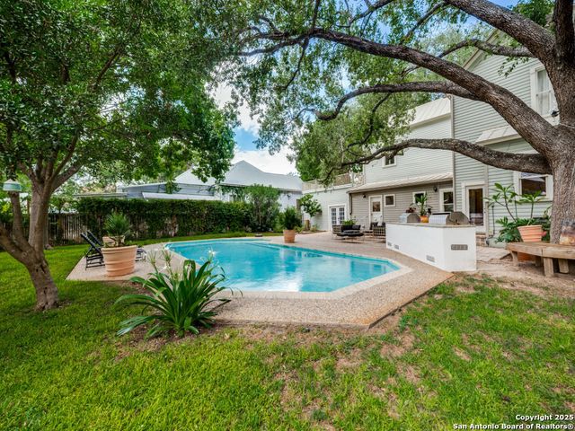 129 Wickes, San Antonio, TX 78210