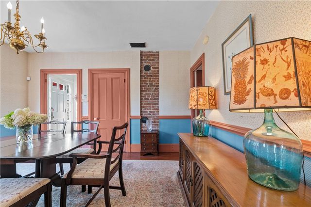 66 Power Street, Portsmouth, RI 02871