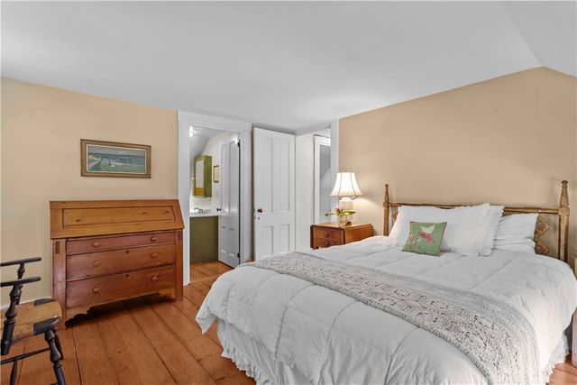 66 Power Street, Portsmouth, RI 02871