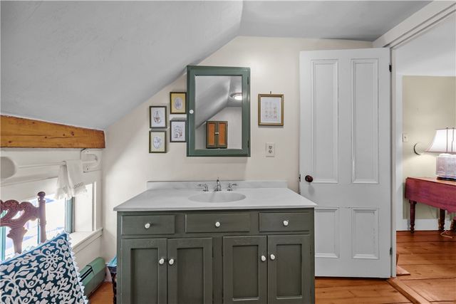 66 Power Street, Portsmouth, RI 02871