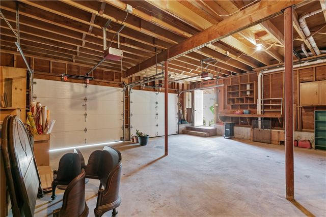 66 Power Street, Portsmouth, RI 02871