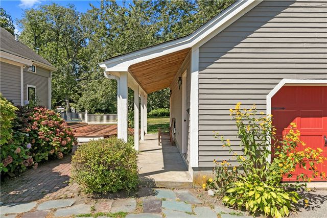 66 Power Street, Portsmouth, RI 02871