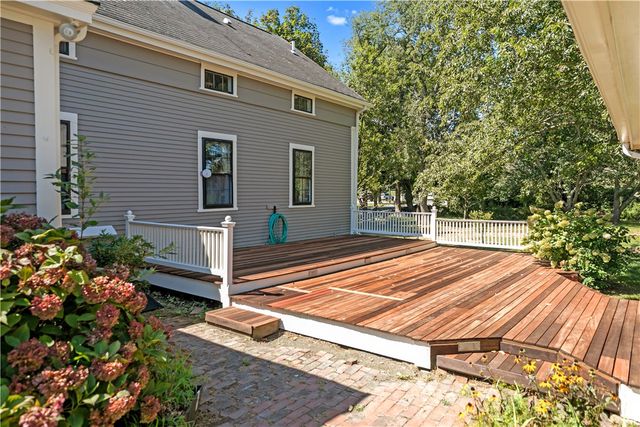 66 Power Street, Portsmouth, RI 02871