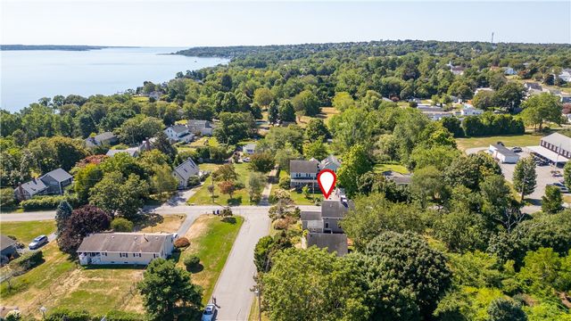 66 Power Street, Portsmouth, RI 02871