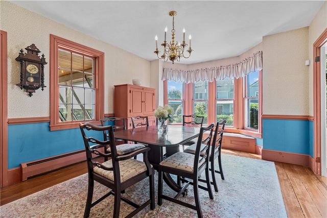 66 Power Street, Portsmouth, RI 02871