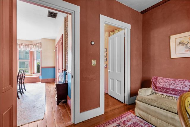 66 Power Street, Portsmouth, RI 02871