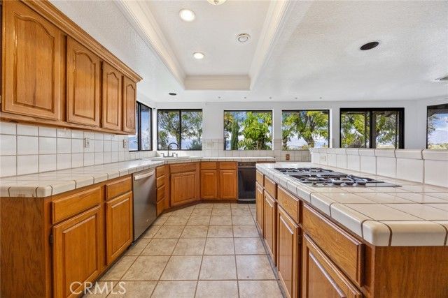 3195 Hampton, West Covina, CA 91791