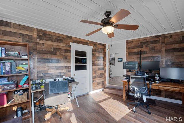 6301 Ashbury Drive, St Louis, MO 63123