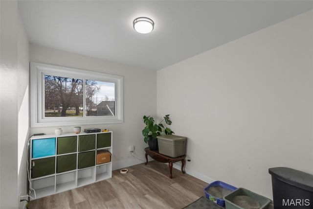 6301 Ashbury Drive, St Louis, MO 63123