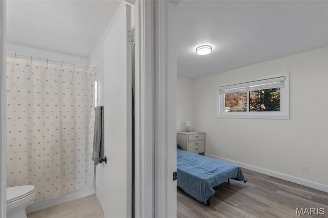 6301 Ashbury Drive, St Louis, MO 63123