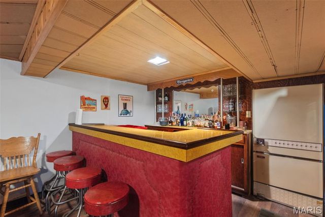 6301 Ashbury Drive, St Louis, MO 63123