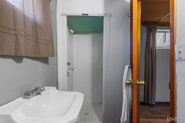 6301 Ashbury Drive, St Louis, MO 63123