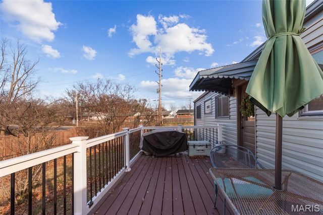 6301 Ashbury Drive, St Louis, MO 63123