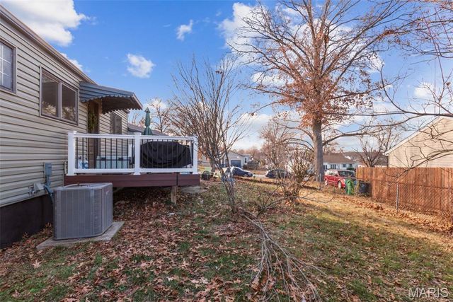 6301 Ashbury Drive, St Louis, MO 63123