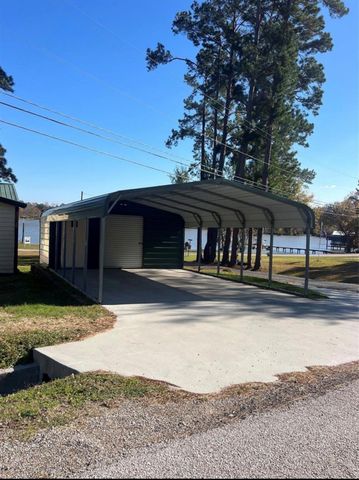 2 Lee Drive, Huntsville, TX 77320