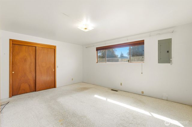 334 Wells Avenue N, Renton, WA 98056