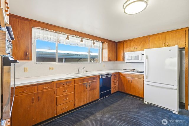 334 Wells Avenue N, Renton, WA 98056