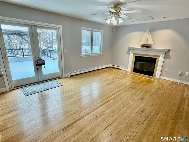 6 Katrina Circle, Bethel, CT 06801