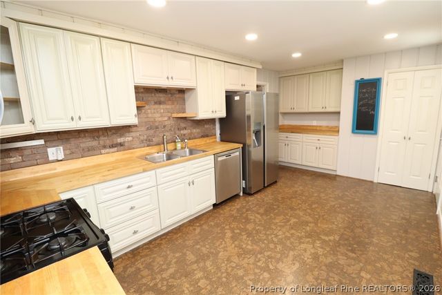 1009 Dogwood Lane, Raleigh, NC 27607