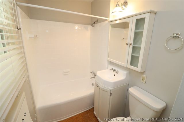 1009 Dogwood Lane, Raleigh, NC 27607