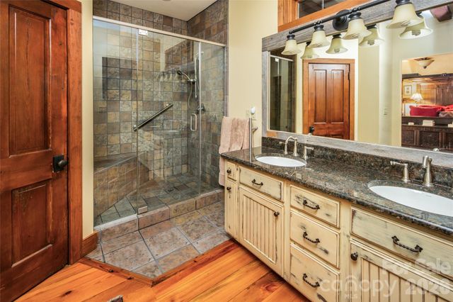 69 Dogwood Branch Road, Zirconia, NC 28790