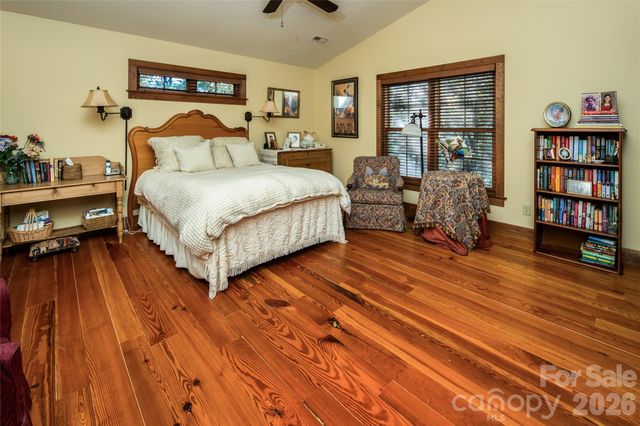 69 Dogwood Branch Road, Zirconia, NC 28790