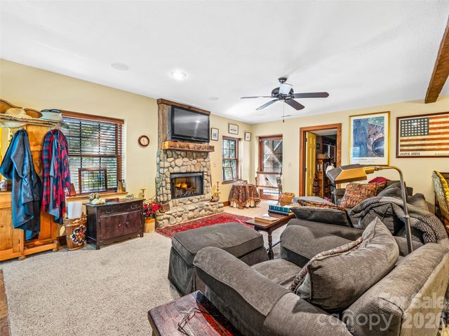 69 Dogwood Branch Road, Zirconia, NC 28790