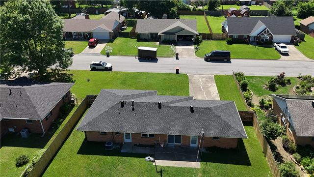 501 Janet Street, Springdale, AR 72762