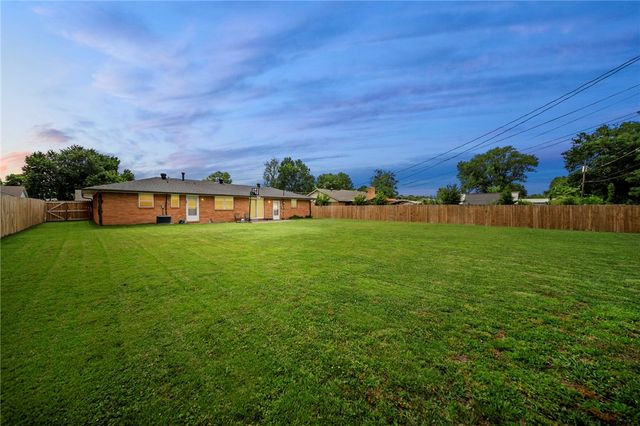 501 Janet Street, Springdale, AR 72762