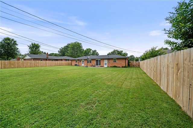 501 Janet Street, Springdale, AR 72762