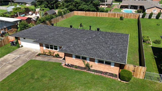 501 Janet Street, Springdale, AR 72762