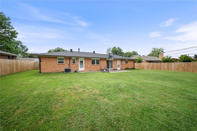 501 Janet Street, Springdale, AR 72762