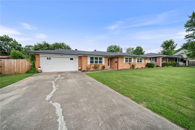 501 Janet Street, Springdale, AR 72762