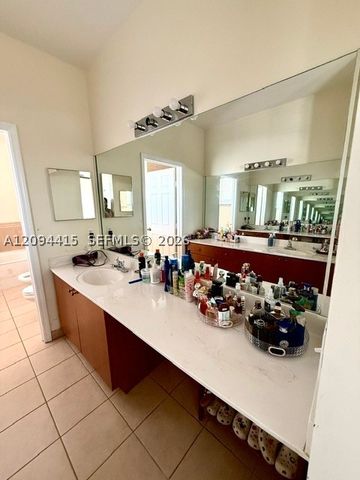 14105 SW 161st Ct, Miami, FL 33196