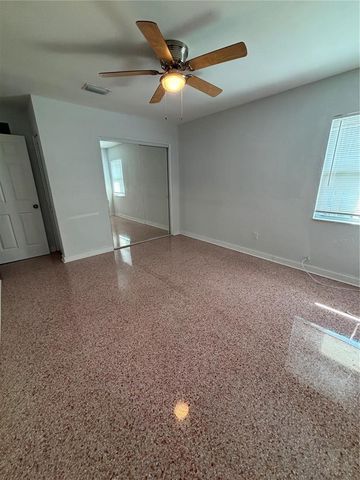 422 15TH AVENUE S, St Petersburg, FL 33701