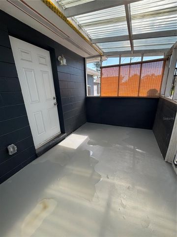 422 15TH AVENUE S, St Petersburg, FL 33701