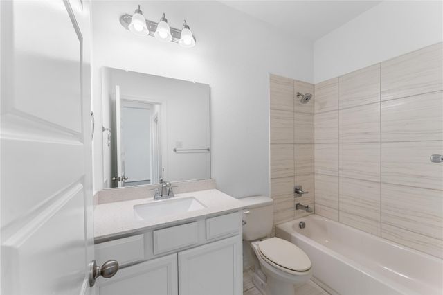 3614 Windward Canyon Drive, Fulshear, TX 77441