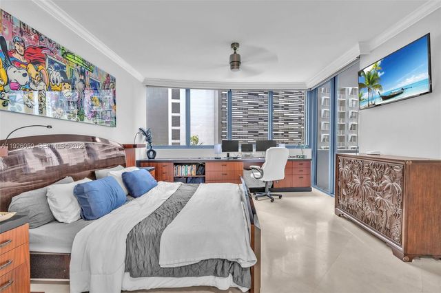 333 Las Olas Way 405, Fort Lauderdale, FL 33301