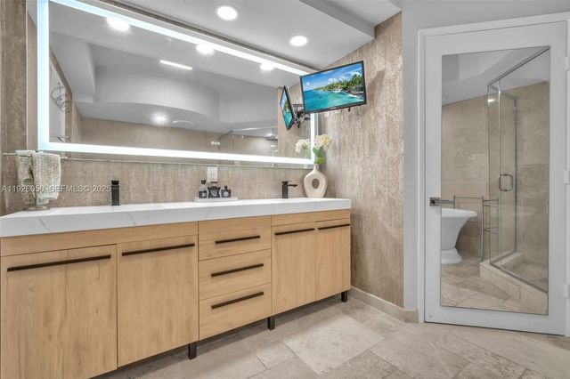 333 Las Olas Way 405, Fort Lauderdale, FL 33301