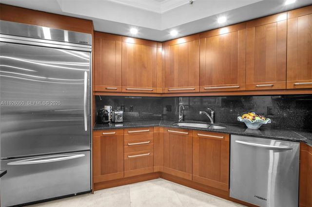 333 Las Olas Way 405, Fort Lauderdale, FL 33301