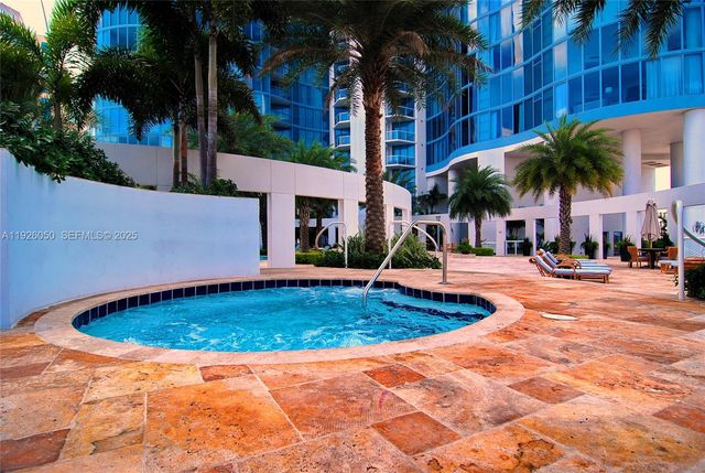 333 Las Olas Way 405, Fort Lauderdale, FL 33301
