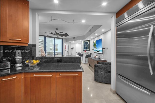 333 Las Olas Way 405, Fort Lauderdale, FL 33301