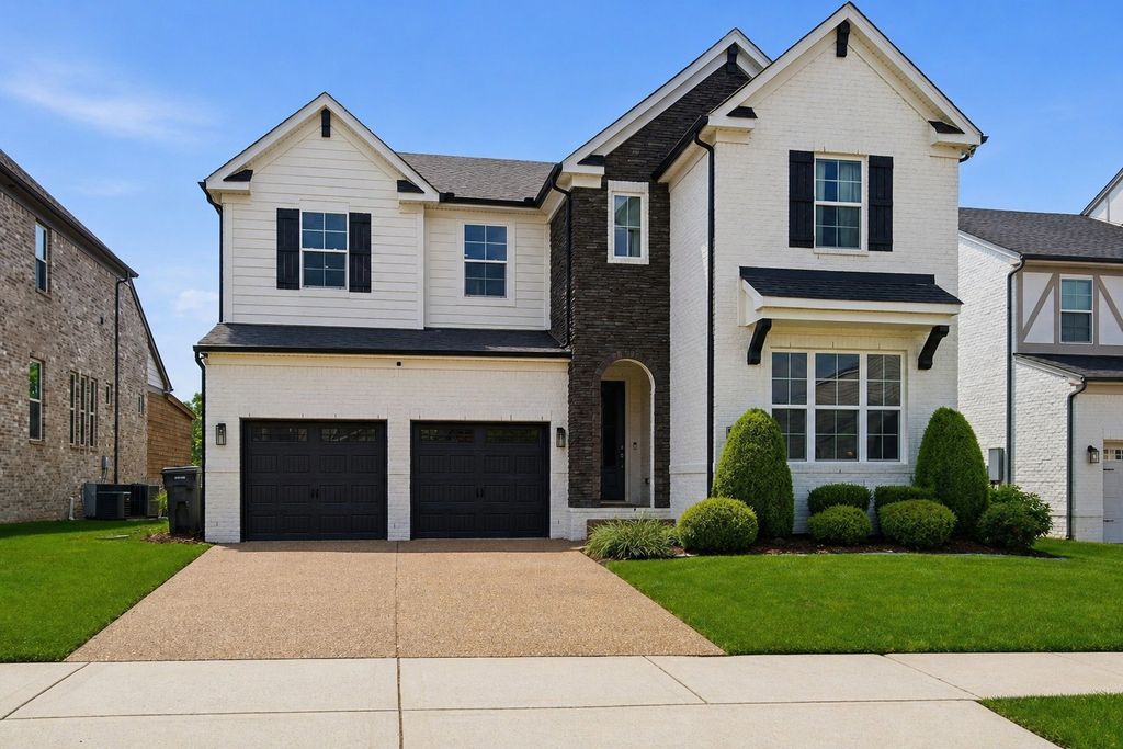 1113 McClellan Ln, Nolensville, TN 37135