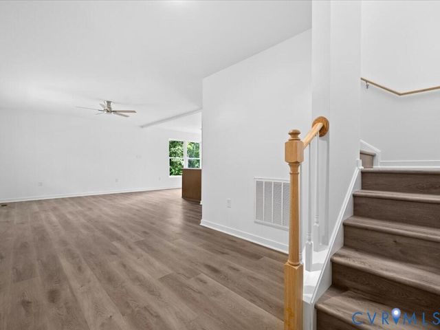 6337 Oak Dr, Quinton, VA 23141